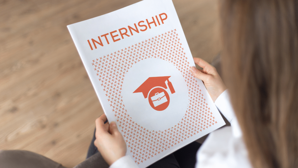 Mau Rekrut Intern? Pahami Dulu Peraturan Magang Terbaru!